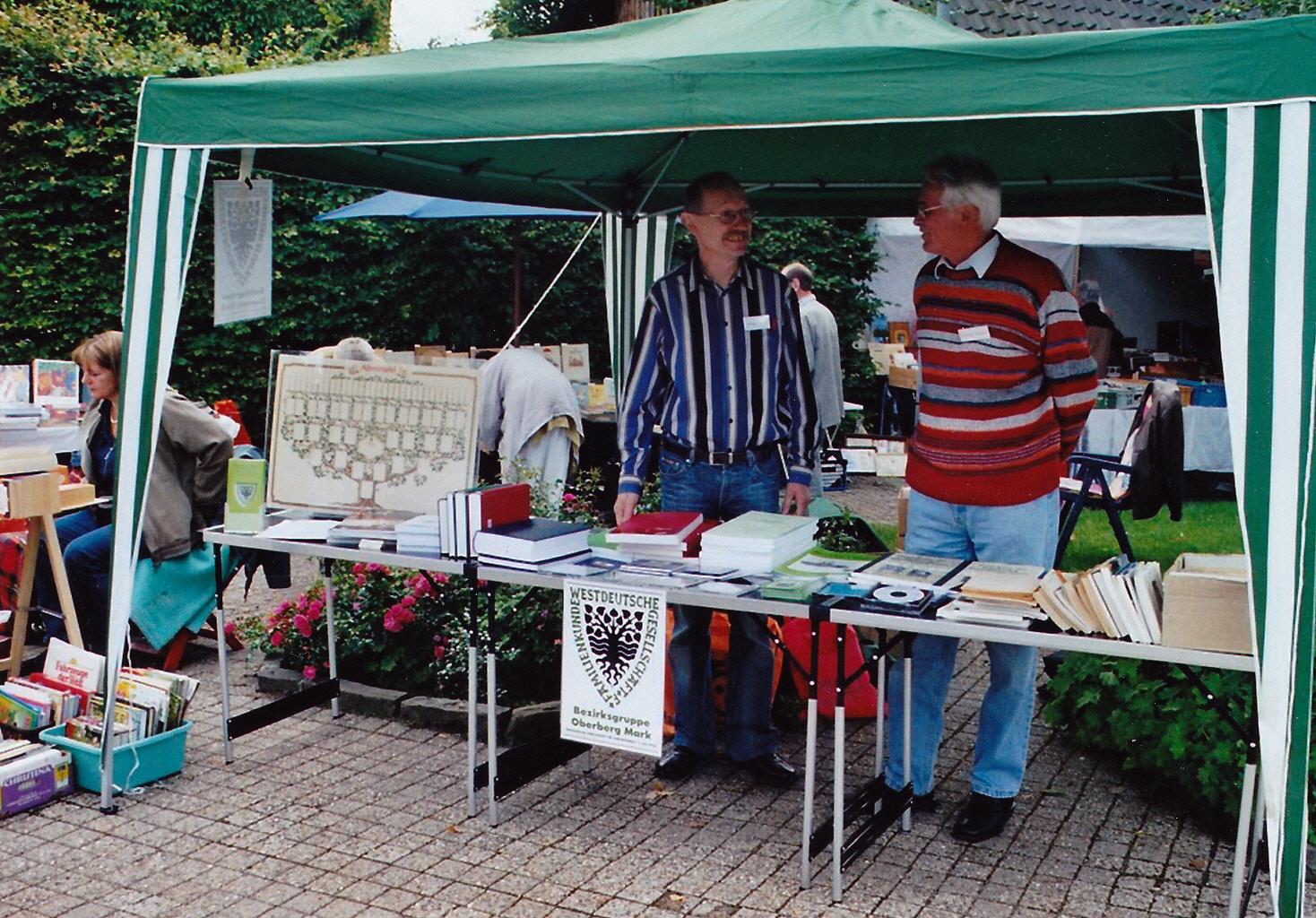 Info-Stand Bücherfest in
         Müllenbach
